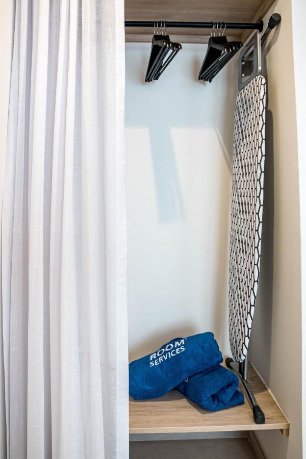 Seaclub Suites By Roomservices Apartment *