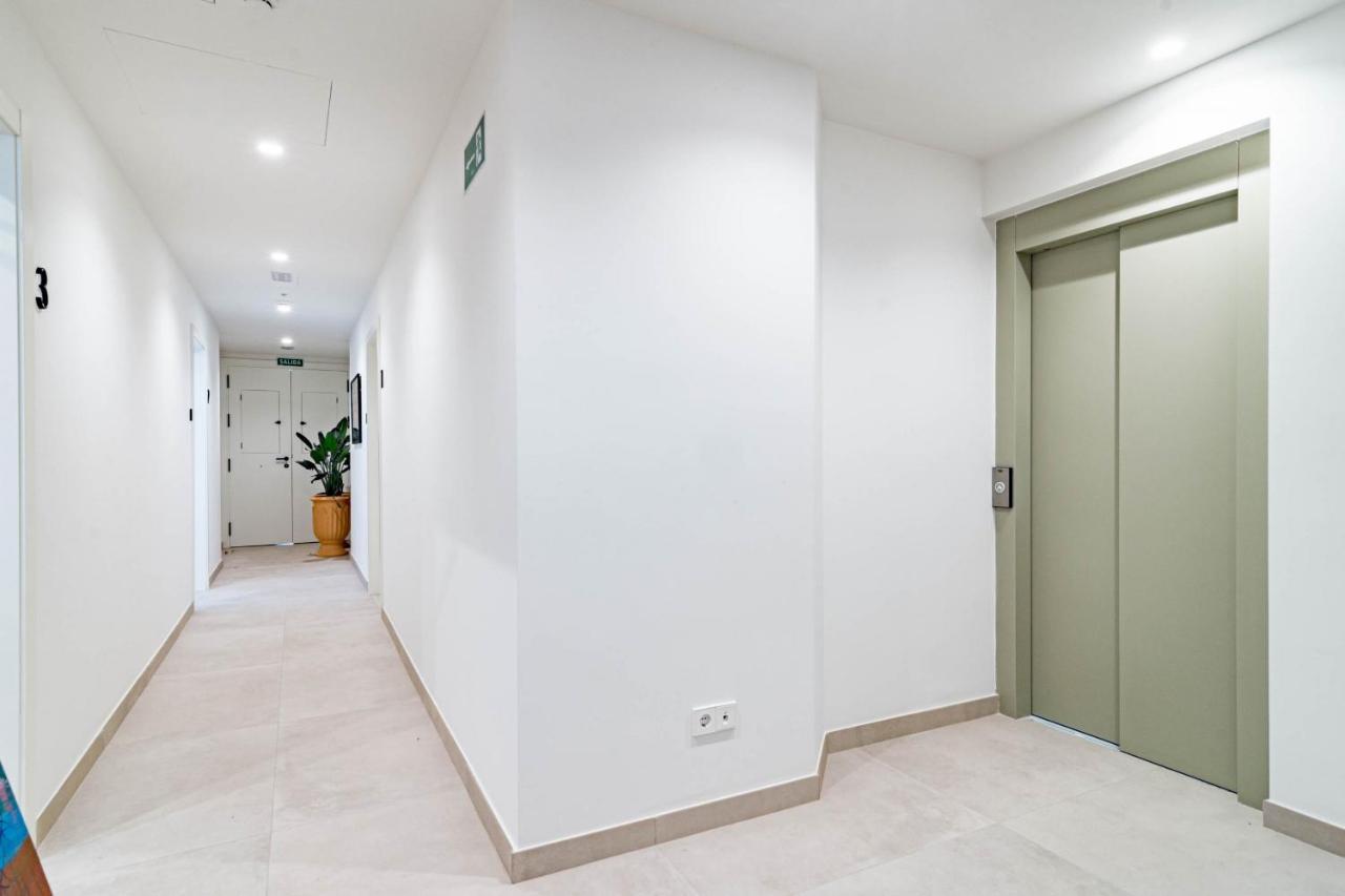 Apartment Seaclub Suites By Roomservices *